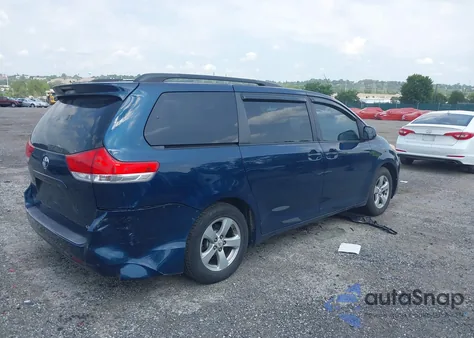 2011 Toyota Sienna Le V6 from USA, damaged, VIN 5TDKK3DC0BS004624